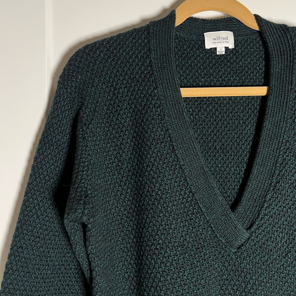 Aritzia Wilfred Merino Wool Forest Green Deep V-Neck Long Sweater small